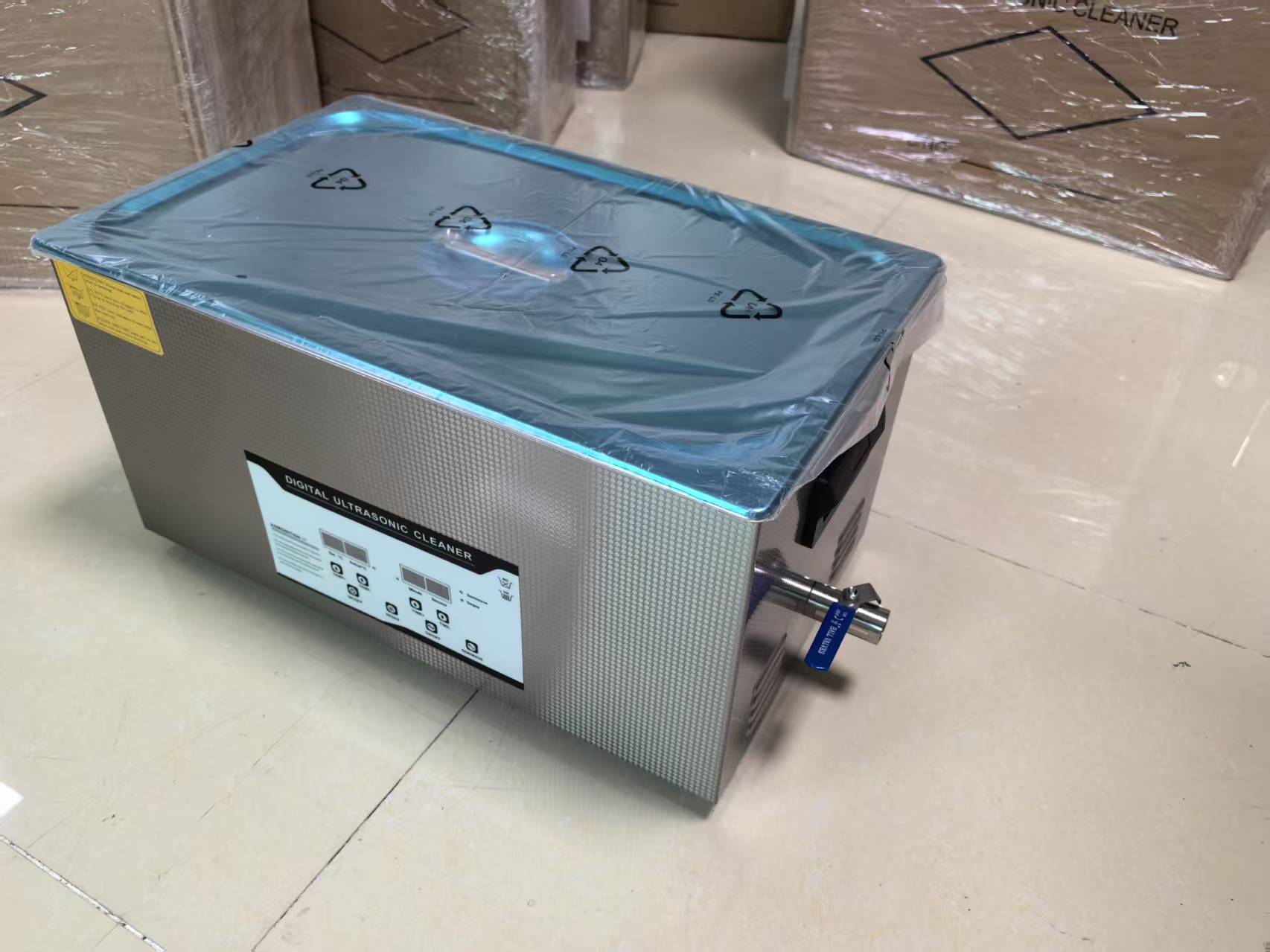 デジタルステンレス製工業用超音波ジュエリー・メガネクリーナー - Ultrasonic Jewelry Cleaner Digital Timer のレビューと価格